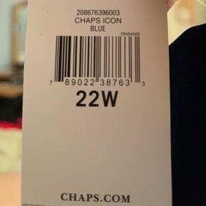 Chap’s Women’s Bermuda Shorts Navy Blue. New, never worn , with tags, size 22W.